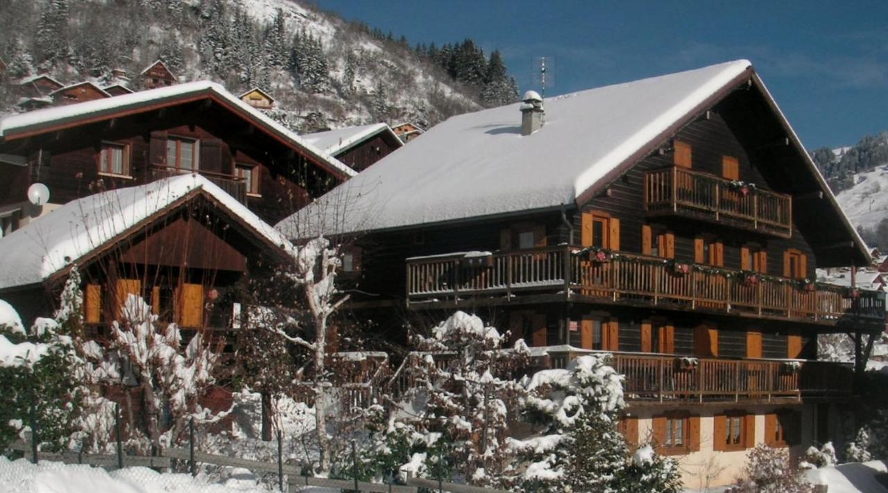 "Chalet Les Aravis" Chalet Et Appartements Le Grand-Bornand Kültér fotó